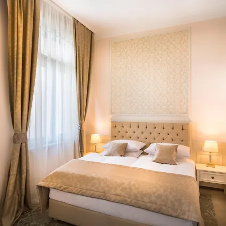 Palace Bellevue - Liburnia أوباتيا