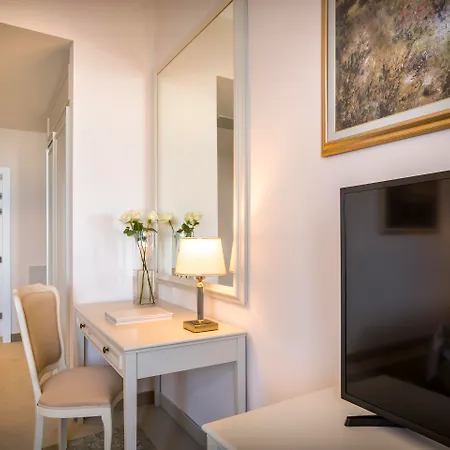Palace Bellevue - Liburnia 4* أوباتيا