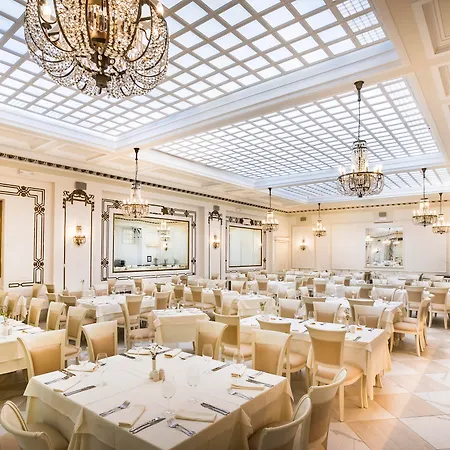 Palace Bellevue - Liburnia فندق أوباتيا