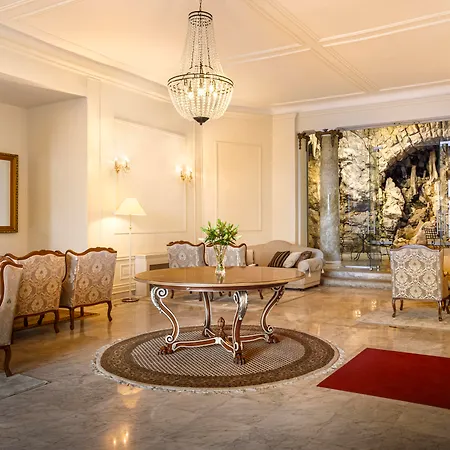 Palace Bellevue - Liburnia فندق