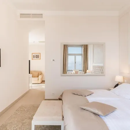فندق Palace Bellevue - Liburnia أوباتيا